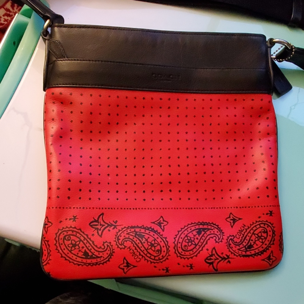 GORGEOUS Authentic Coach bandana print bag - Picture 1 of 8